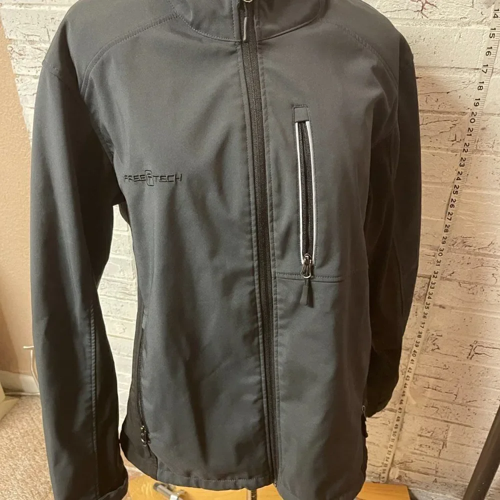 Free Tech Black Lined Winter Jacket Medium 38-40 - Picture 2 of 11